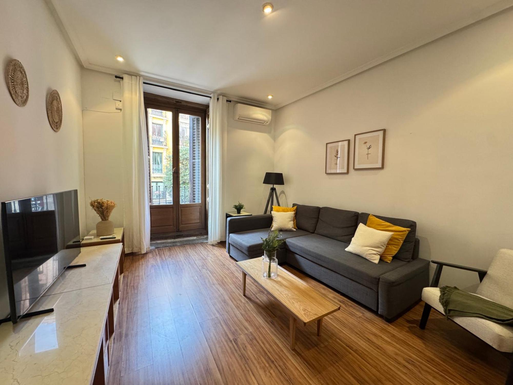 Apartamento A Dos Pasos De La Plaza Mayor Madrid Dış mekan fotoğraf